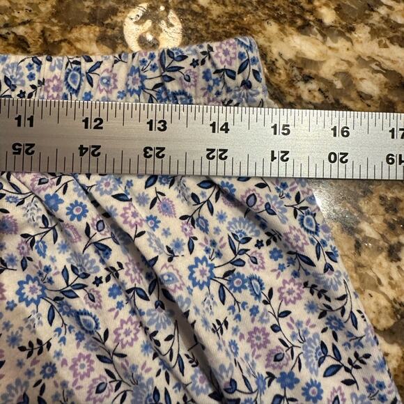 Celestial Dreams Women’s Size Medium Cropped Floral Pajama Set - Picture 6 of 7